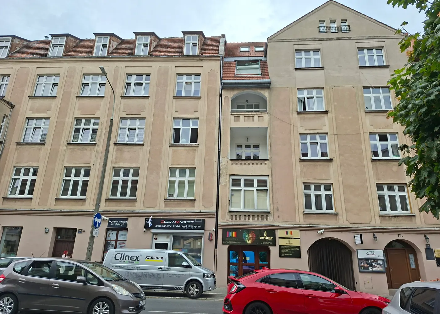 Budynek zarządzany przez Fabisiak Nieruchomości — ul. Grobla 17, 17A, Poznań