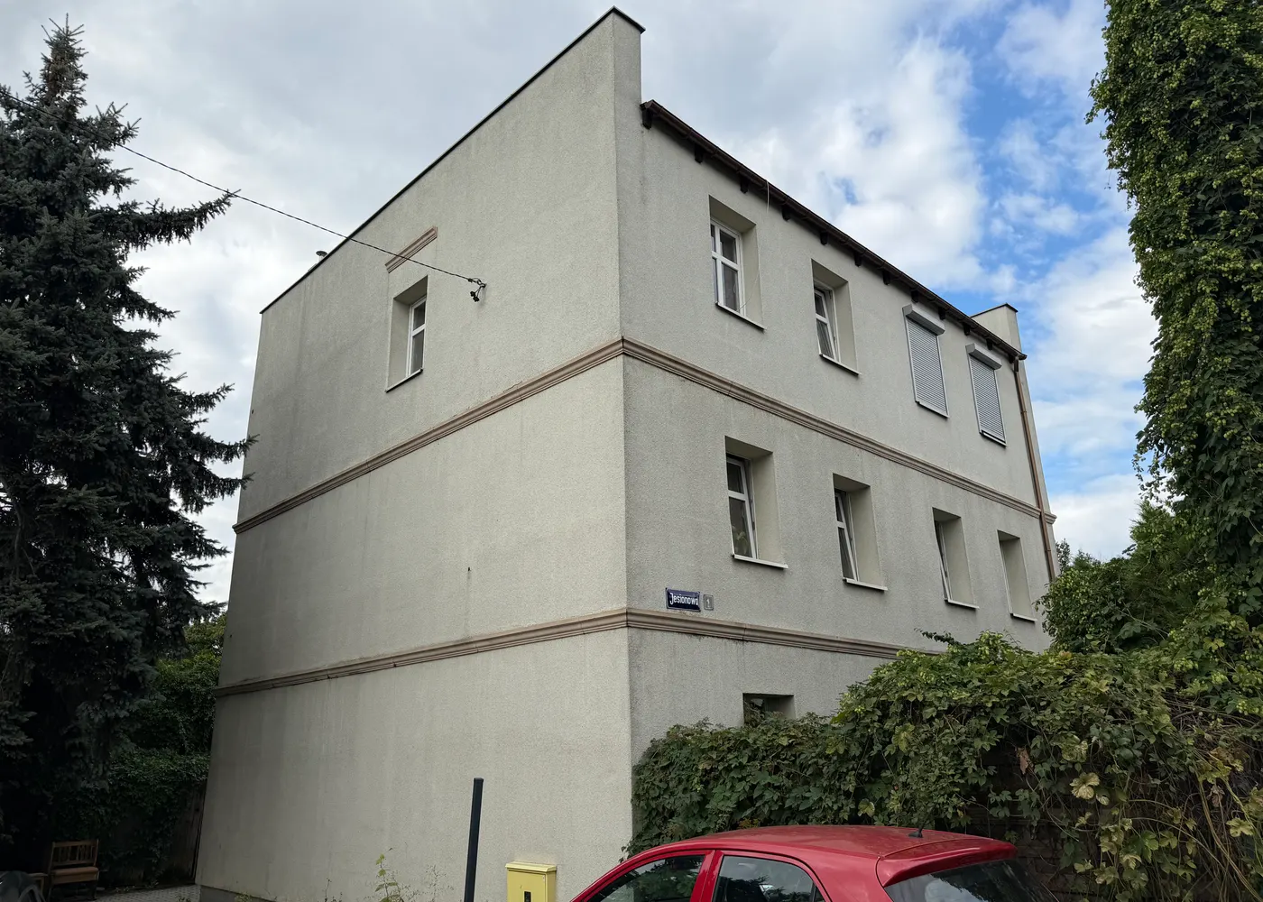 Budynek zarządzany przez Fabisiak Nieruchomości — ul. Jesionowa 1, Swarzędz