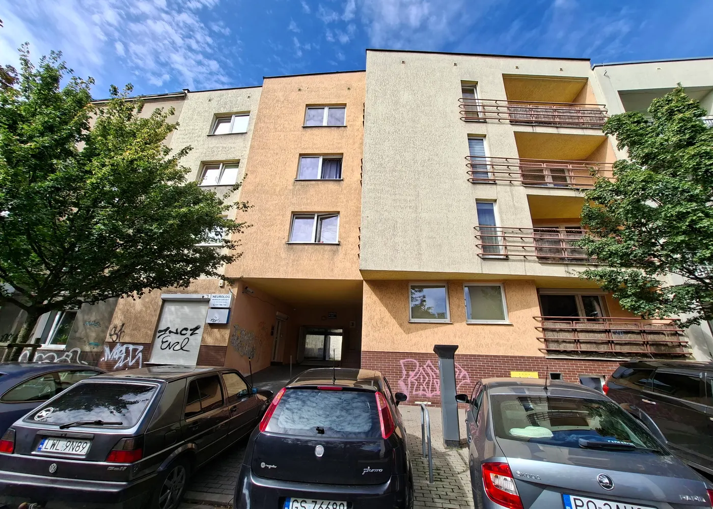 Budynek zarządzany przez Fabisiak Nieruchomości — ul. Lodowa 22, Poznań