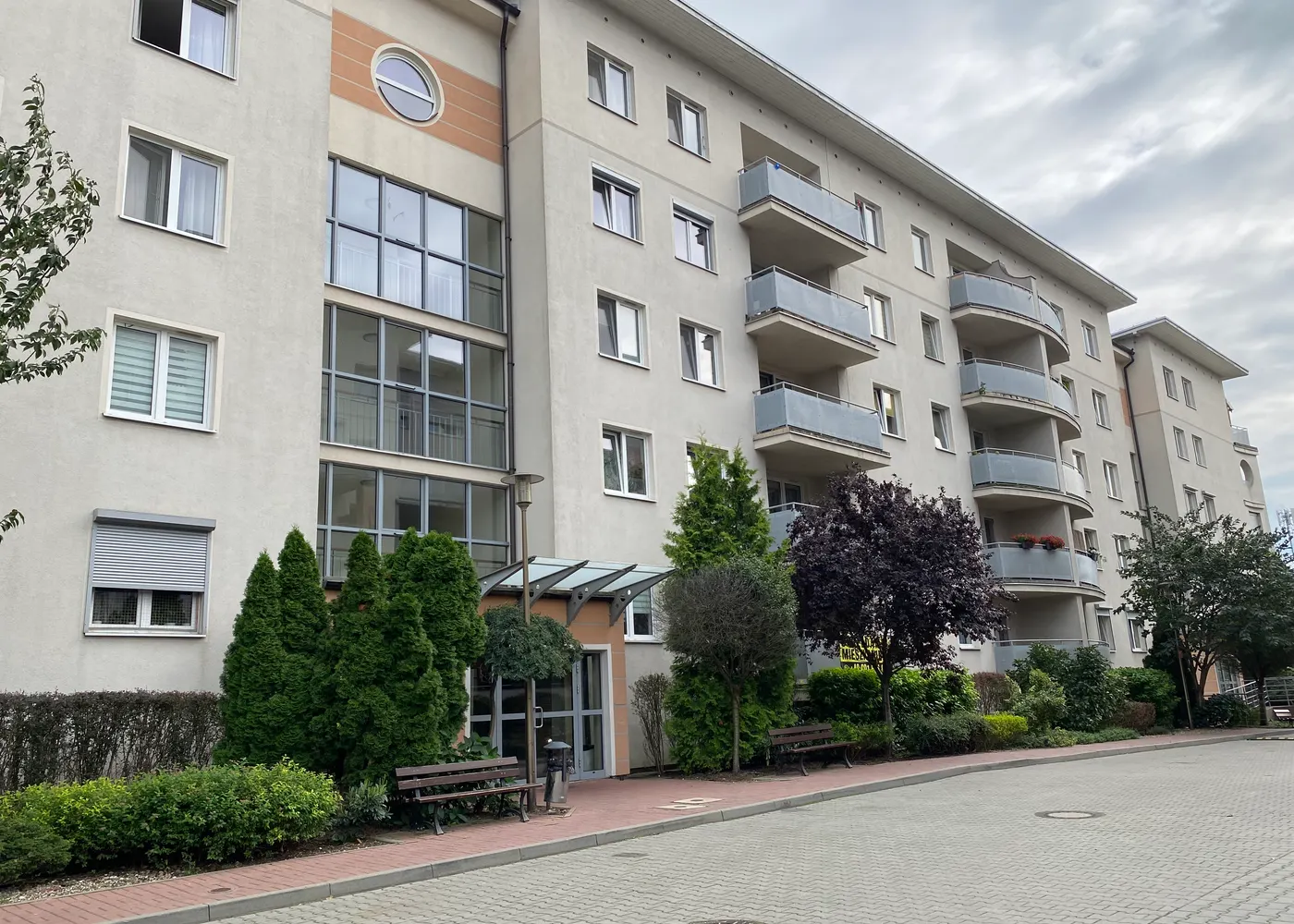 Budynek zarządzany przez Fabisiak Nieruchomości — ul. Mateckiego 23, Poznań